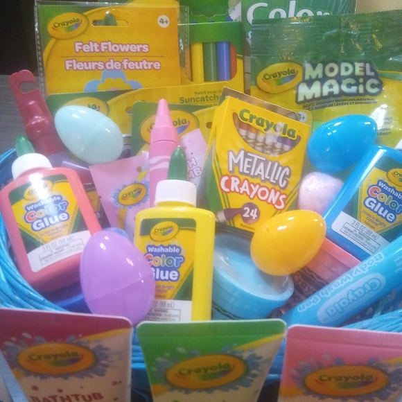 Kids Crayola Easter Basket - Picture 4 of 15